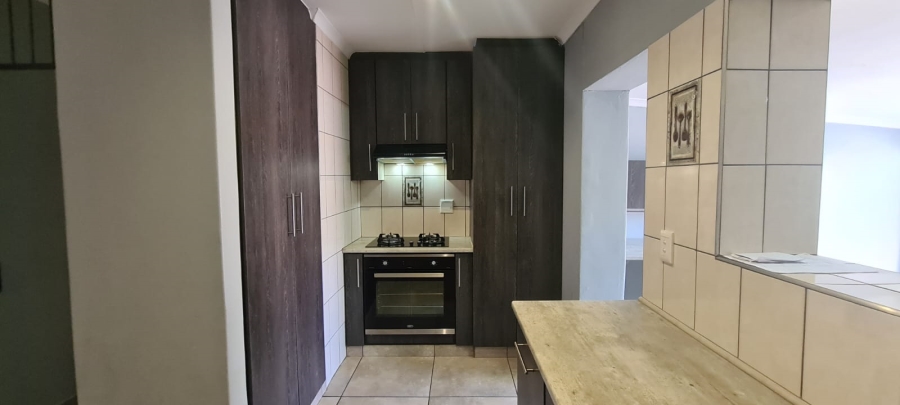 4 Bedroom Property for Sale in Fraaiuitsig Western Cape